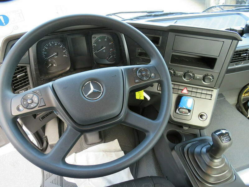Mercedes Benz 4142 B  8x4 Manuell Stetter AM 10 FHC BL